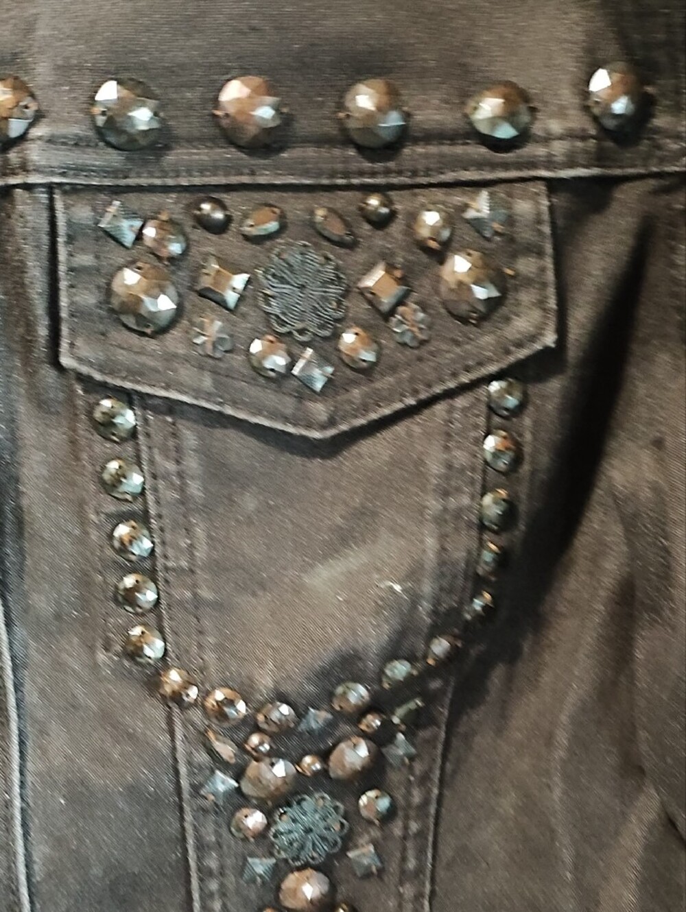 DG2 by Diane Gilman Brown Studded Jean Jacket, XS Statement Piece - Picture 4 of 7